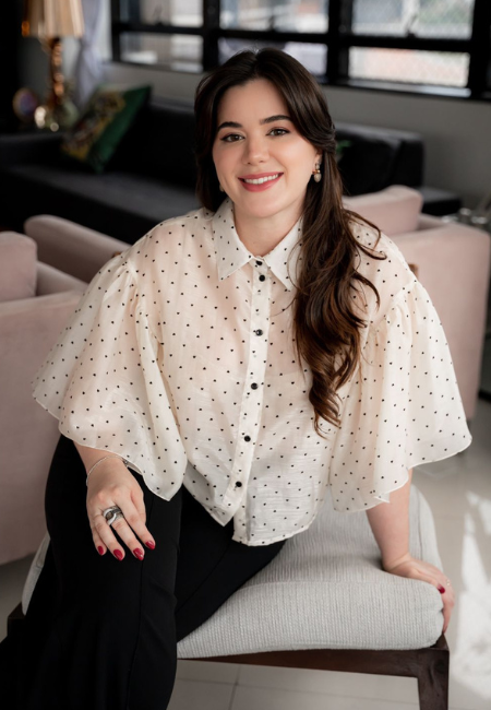 Dra. Débora Eulálio
